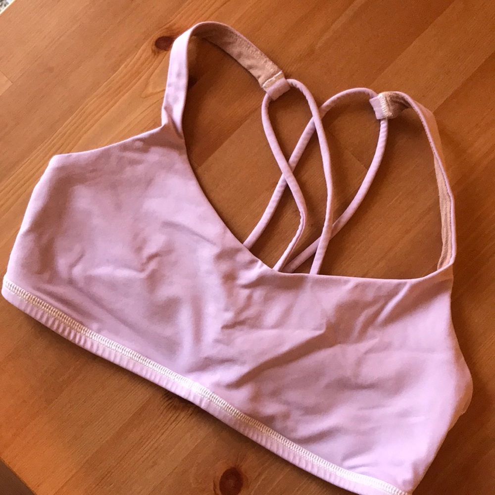 Lululemon Free to Be Strappy Sports Bra Lilac